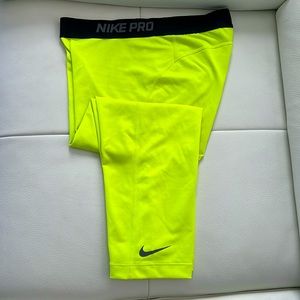 Nike Pro Dri-Fit Cropped Leggings Neon Yellow Size Medium - EUC